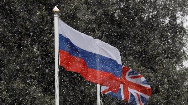 Russia aims at Britain, Photo: Reuters